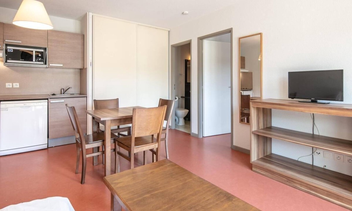 Gresse-en-Vercors Apartment | 300m from shops, fitness, parking, tv, 35m², Gresse en Vercors