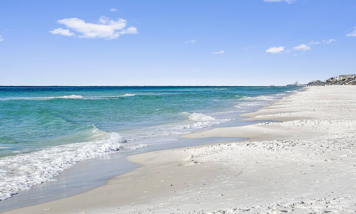 Inlet Beach House | 30a Hideaway 2 Bedroom Townhouse by RedAwning