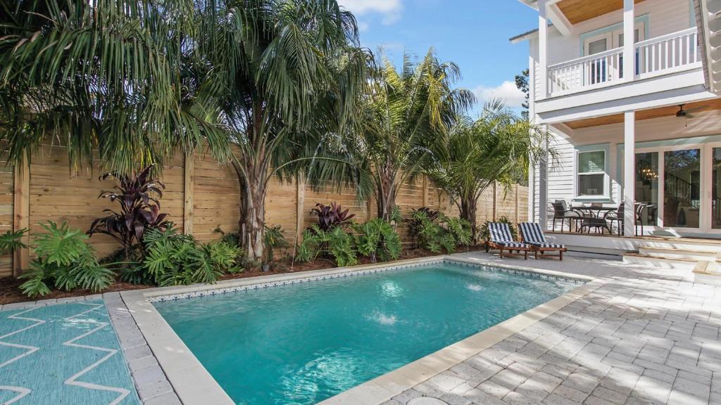 Seagrove Beach House | 30A Luxury Beach Home Beach Please, Private Heated Pool, 4 NEW Bikes, Walk to the Beach!