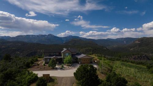 Durango House | 321 Castle Ridge Drive