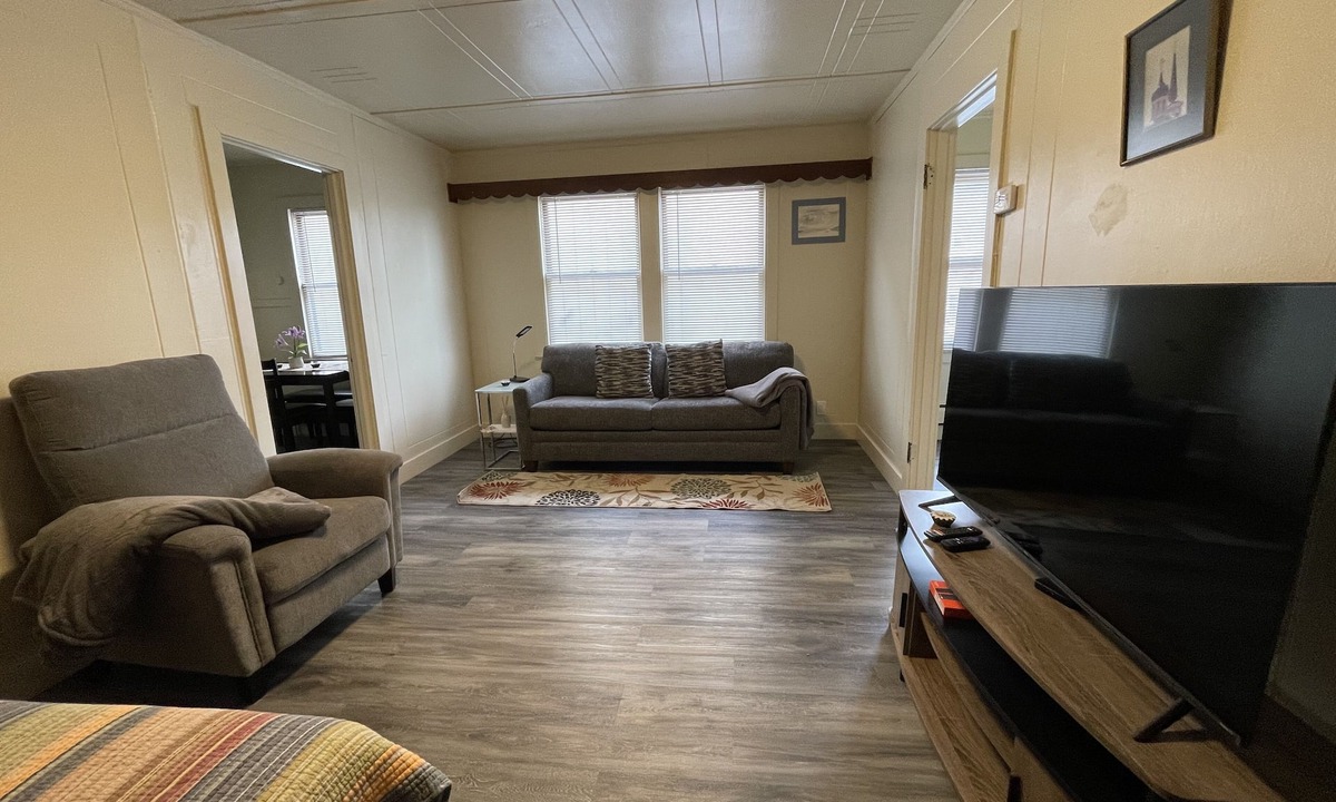 Sitka Apartment | 321 Lincoln #2: Studio, 1 BA Apartment in Sitka, Sleeps 2