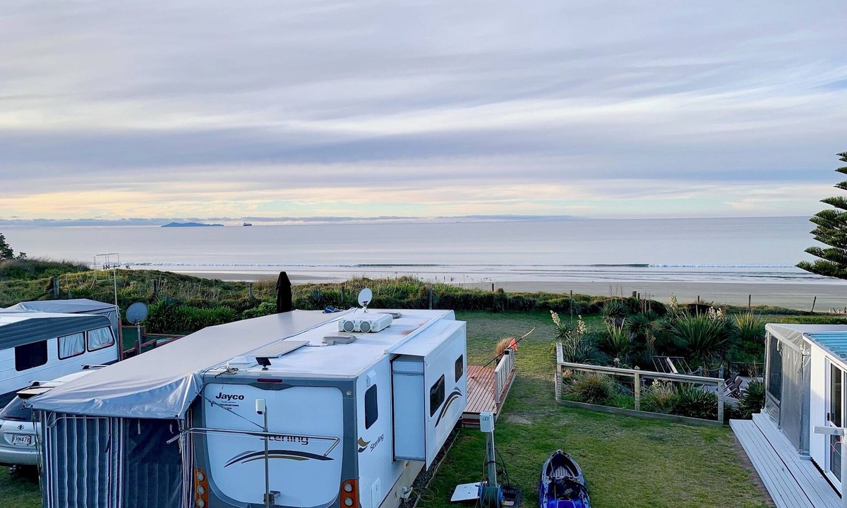 Papamoa Beach House | 35 Step to Beach! True Oceanfront with Surf Views