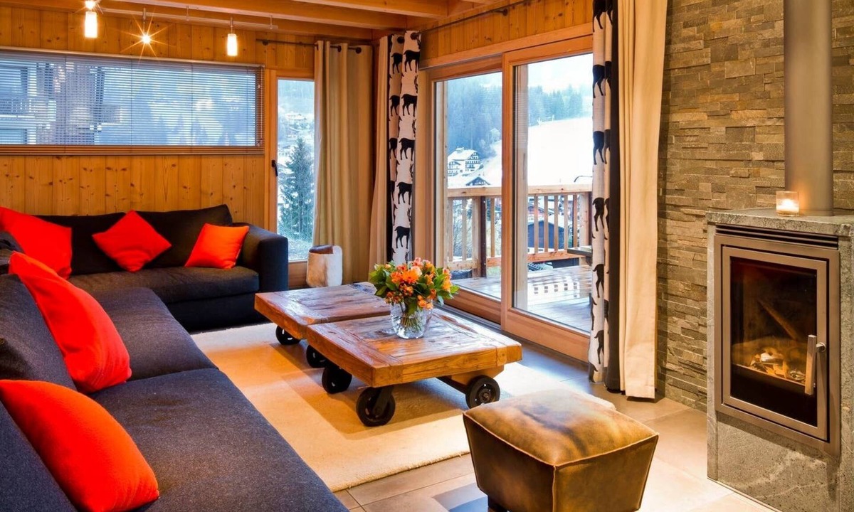 Les Gets Ski Chalet | 350m from Mont-Chéry cable car, luxury chalet with terrace and sauna