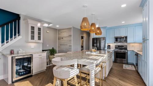 North Wildwood Apartment | 355 E 24Th Ave, Unit 1