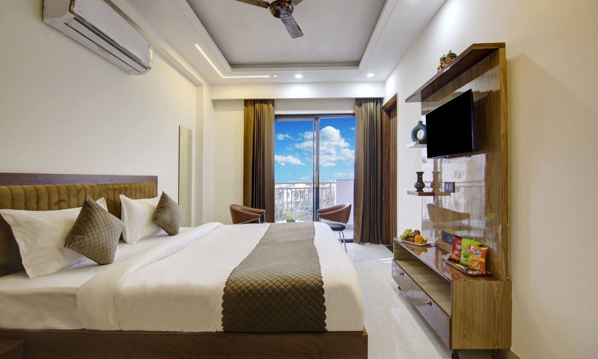 Sector 39 Hotel | 360 Degree Hotel