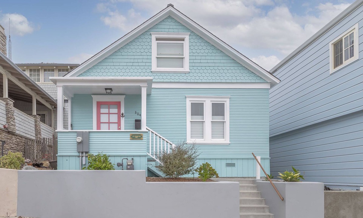Pacific Grove House | 3788 Seagull's Nest ~ Walk to Town and the Beach