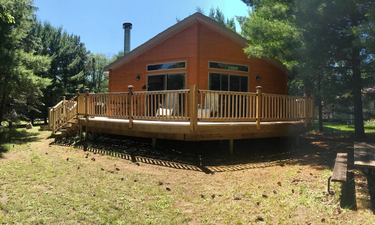 Wauksaukee House | 3BD vacation paradise on serene 55 acre lake