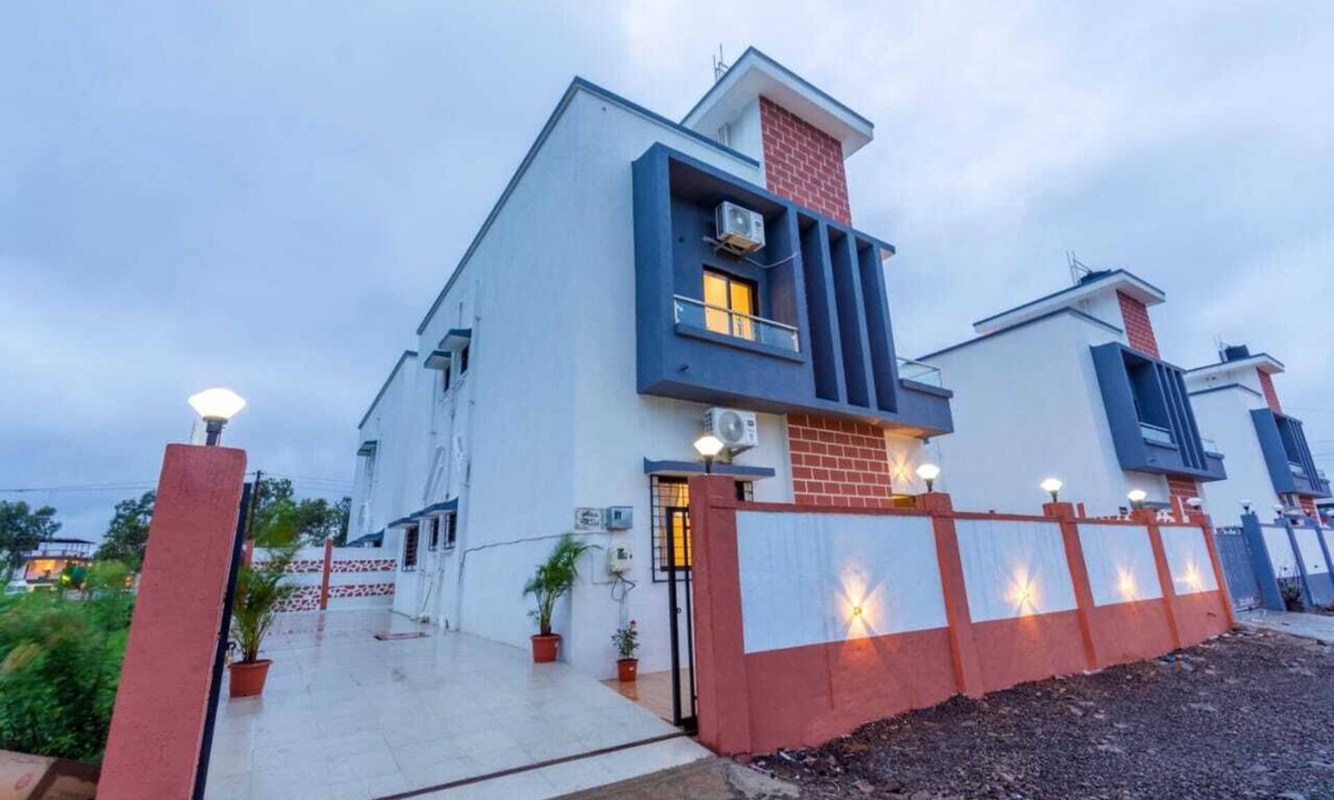 Malavli House | 3bhk air-conditioned private villa with private pool with best view near malavli
