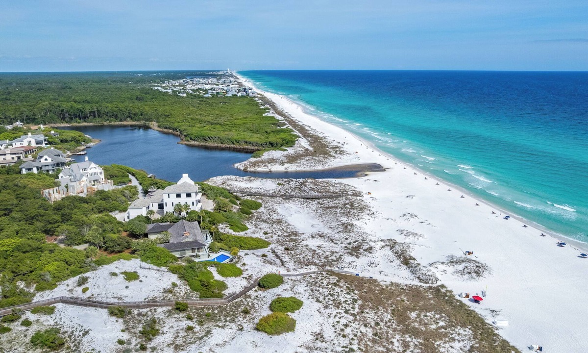 Santa Rosa Beach House | 3br/2.5ba, Sleeps 8, Private Beach Access!