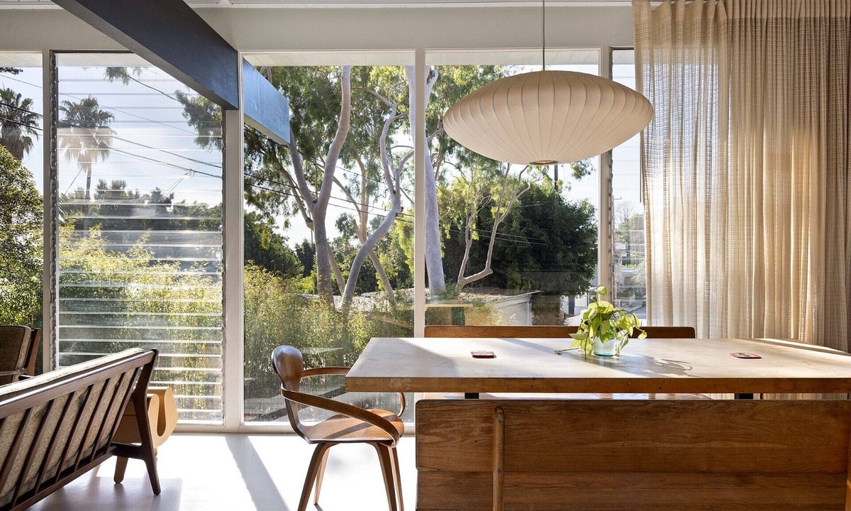 Pacific Palisades House | 3Br/2Bath Mid-Century Gem in Pacific Palisades