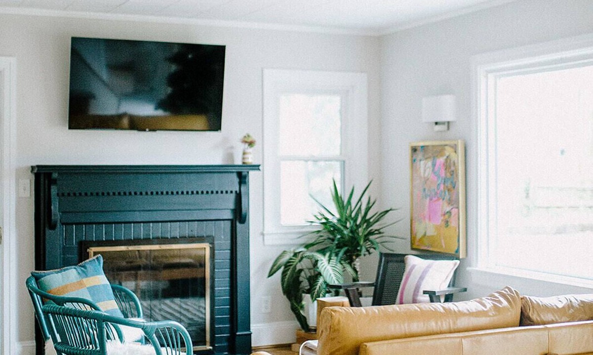 Elon College House | 3BR Feel Better Bungalow In The Heart of Elon, NC