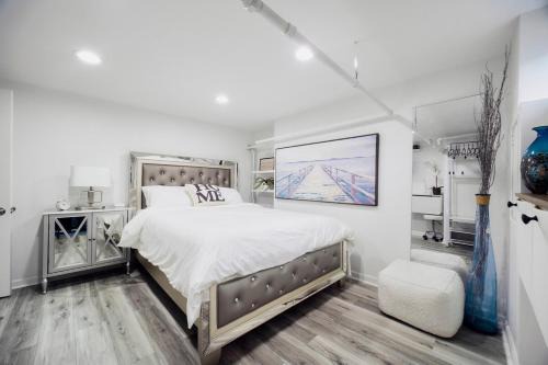 Queens Apartment | 3BR Private Apt near LGA, JFK, Manhattan, Northern Blvd