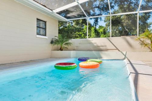 Cypress Gardens House | 3BR Private Pool LEGOLAND, Disney & Universal