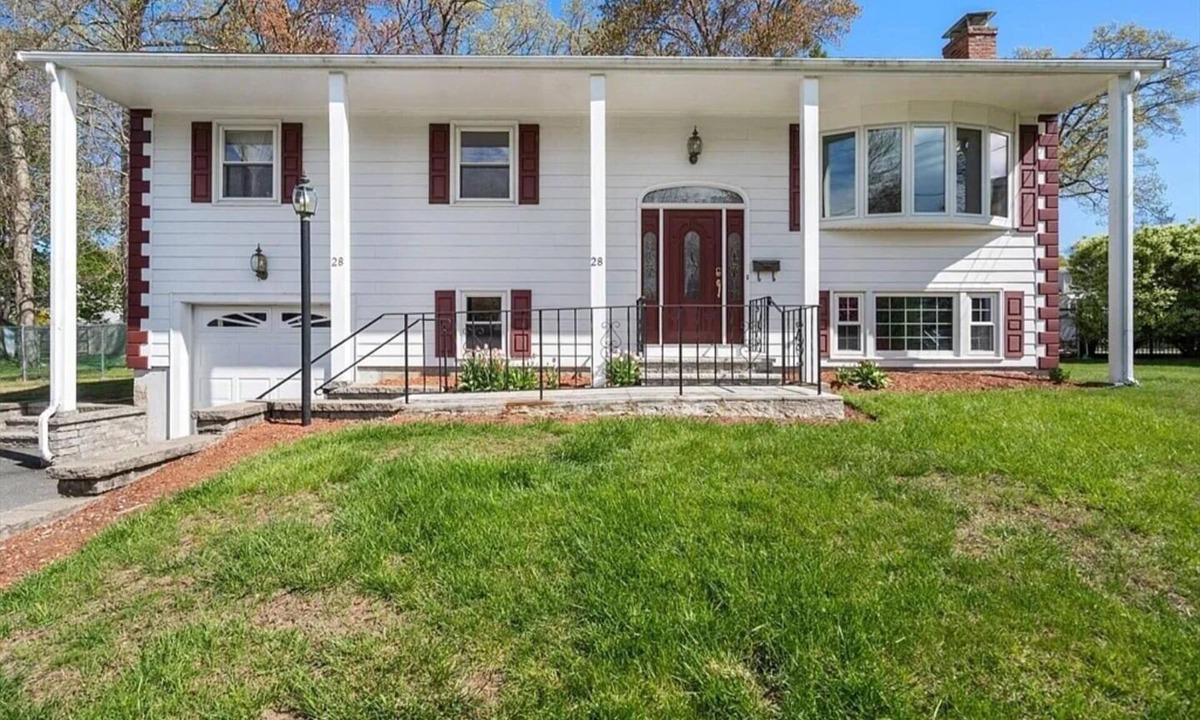 Norwood House | 3BR Upper-Level Oasis, Minutes to Boston Stadium, World Cup Ready
