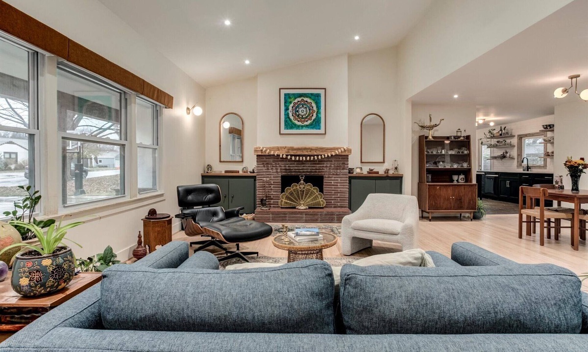 Tower Homes House | 3BR w/Hot Tub/18 min to Arrowhead/Sleeps 7