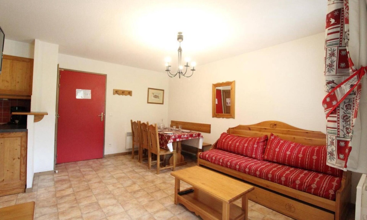 Val Cenis Apartment | 3rd floor, balcony, tv, ski locker, 40m², Val Cenis