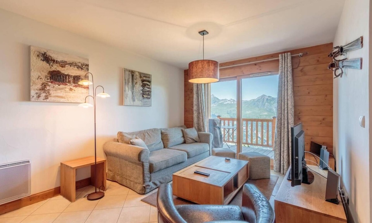 Arc-1800 Apartment | 3rd floor, view valley, swimming pool, balcony, tv, ski locker, 70m², Les Arcs