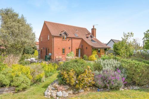 Briston House | 4 Bed in Melton Constable oc-77924