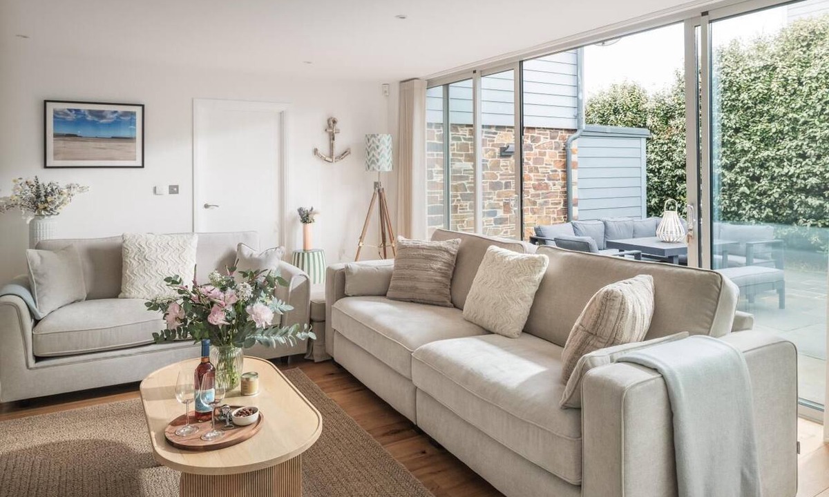 Trebetherick Cottage | 4 Bed in Trebetherick (oc-l50183)