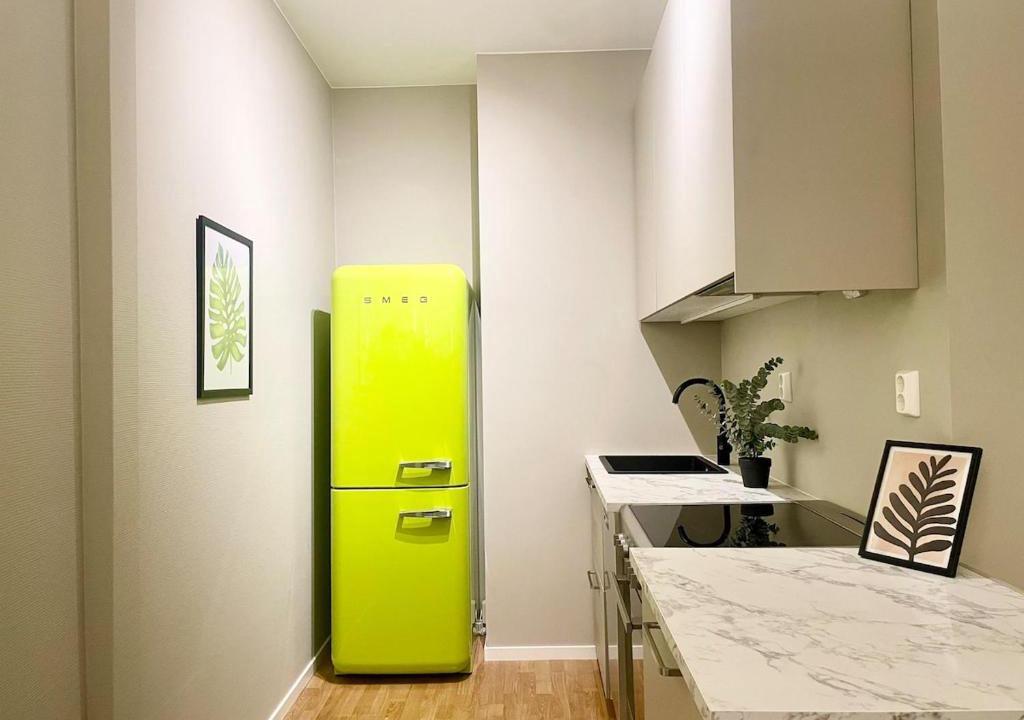 Oslo City Centre Apartment | 4 bed riverside apt