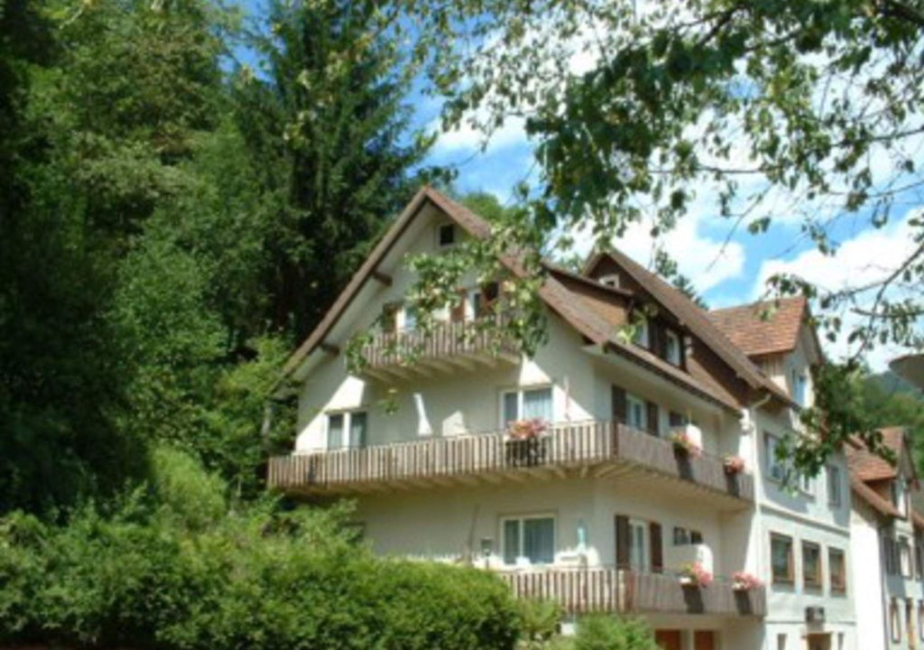 Schoenmuenzach Cabin | 4-Bed Room - Adieu Everyday life: Pension Oesterle in the Black Forest