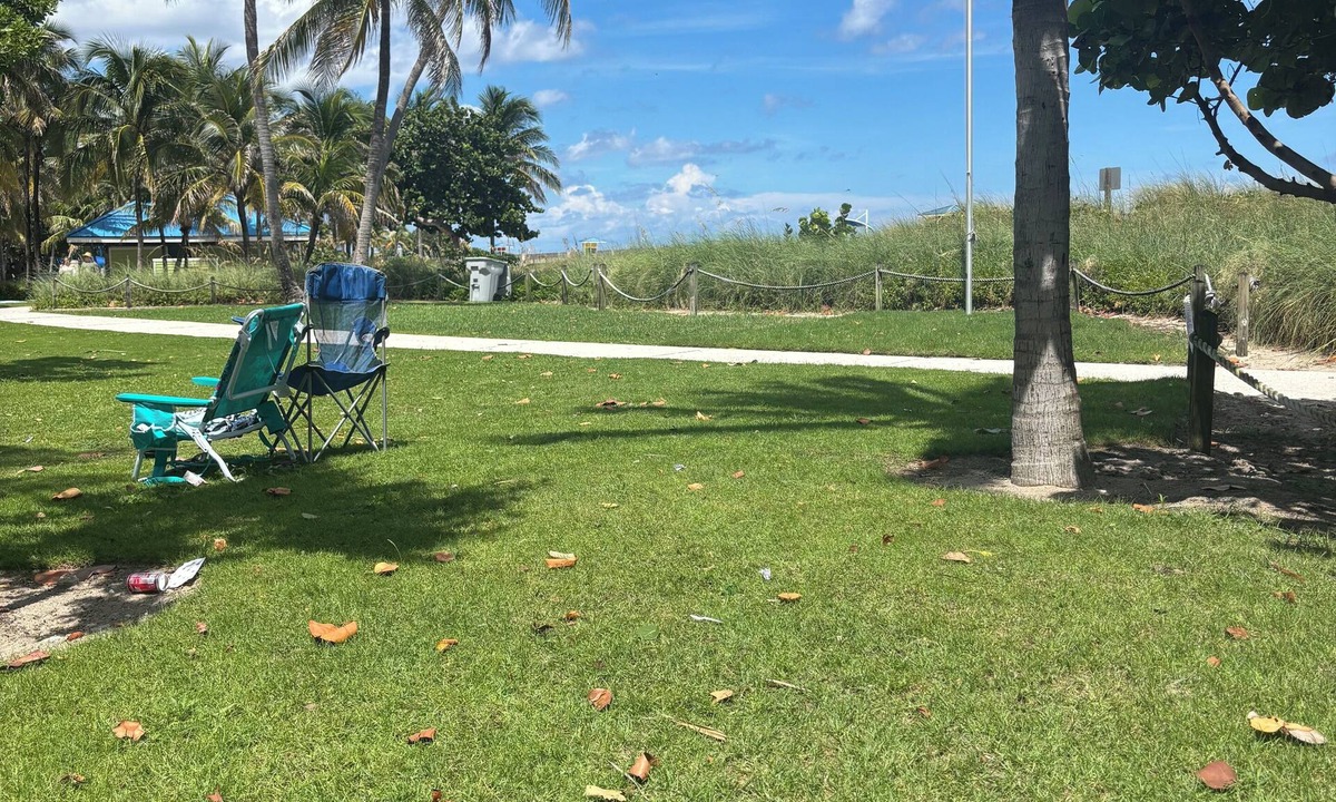 Survey Creek House | 4-bedroom 3 bathroom room house with AC with Private Pool in great Pompano Beach