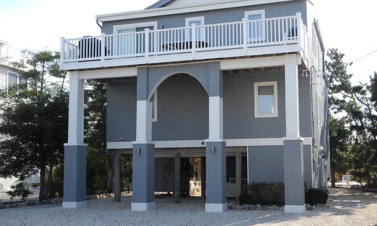 Harvey Cedars House | 4 bedroom accommodation in Harvey Cedars