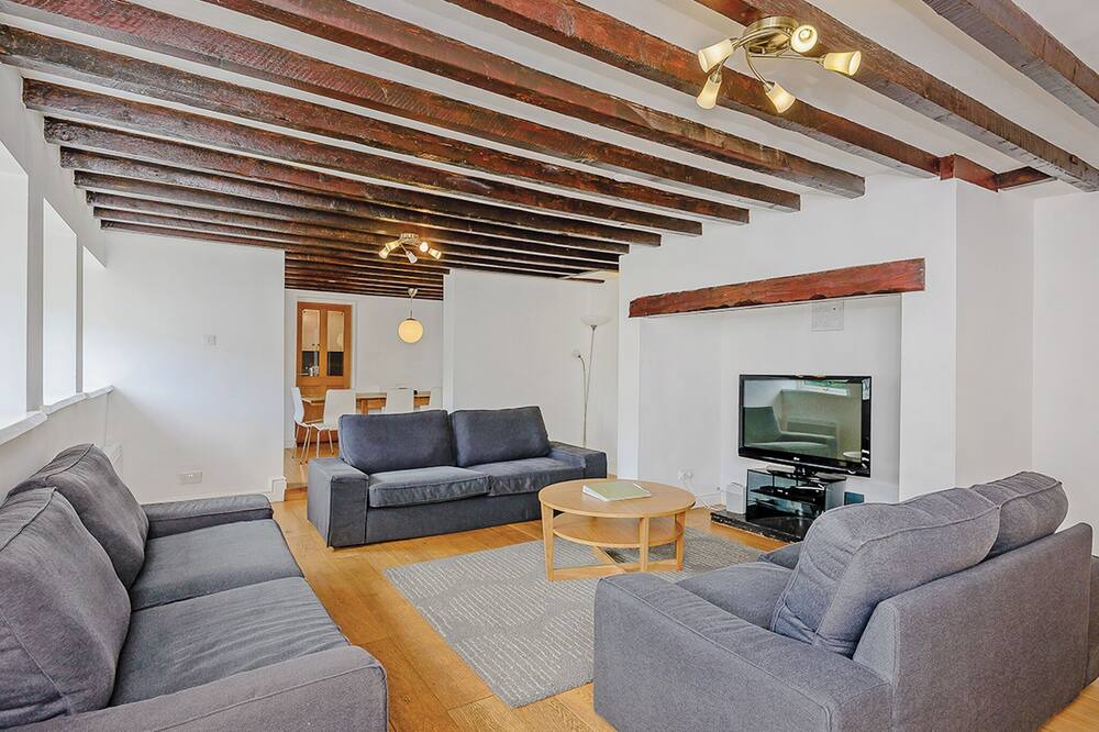 Llangollen Cottage | 4 bedroom accommodation in Llangollen