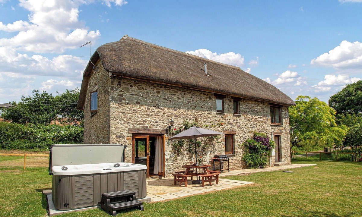 Hatherleigh Cottage | 4 bedroom accommodation in Monkokehampton, near Okehampton