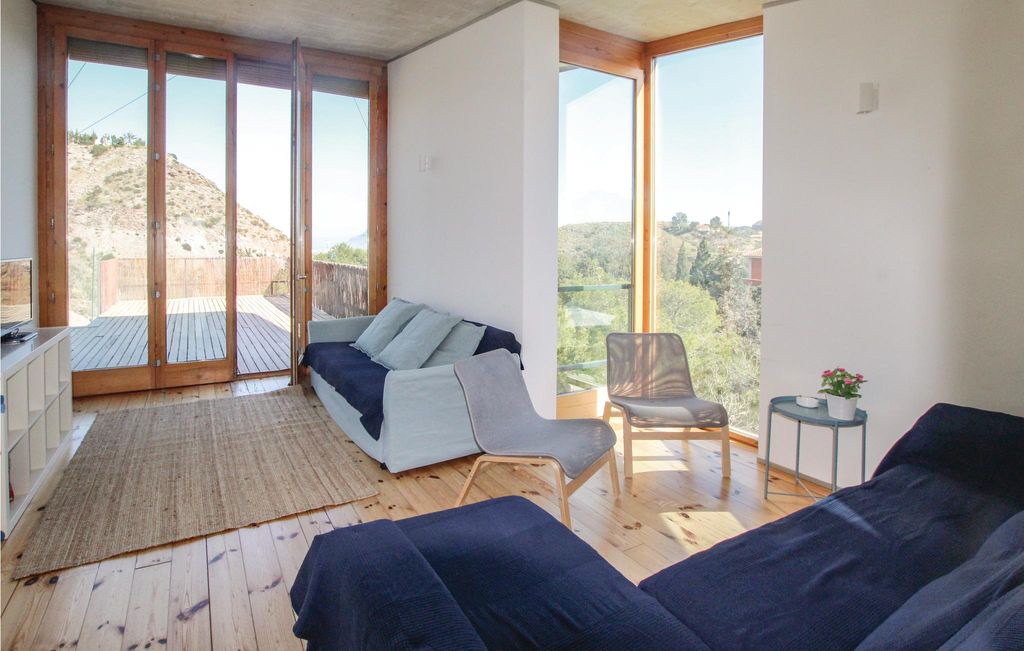 Los Geraeos House | 4 bedroom accommodation in Aguilas