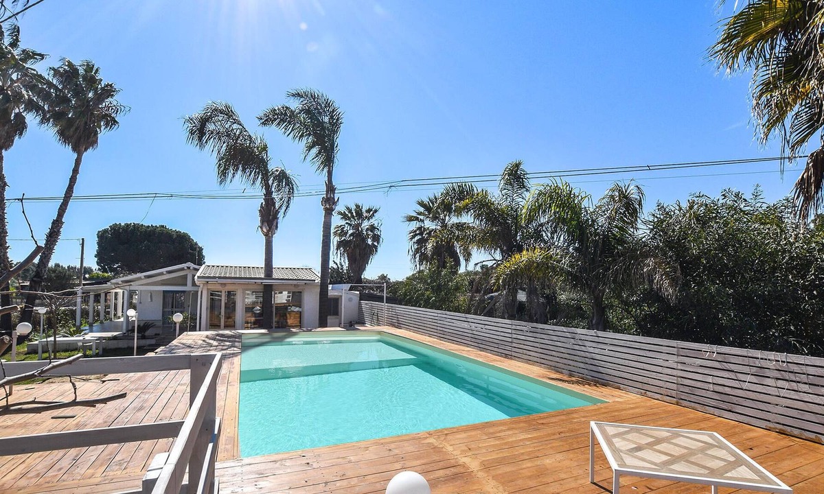Sampieri House | 4 bedroom accommodation in Scicli