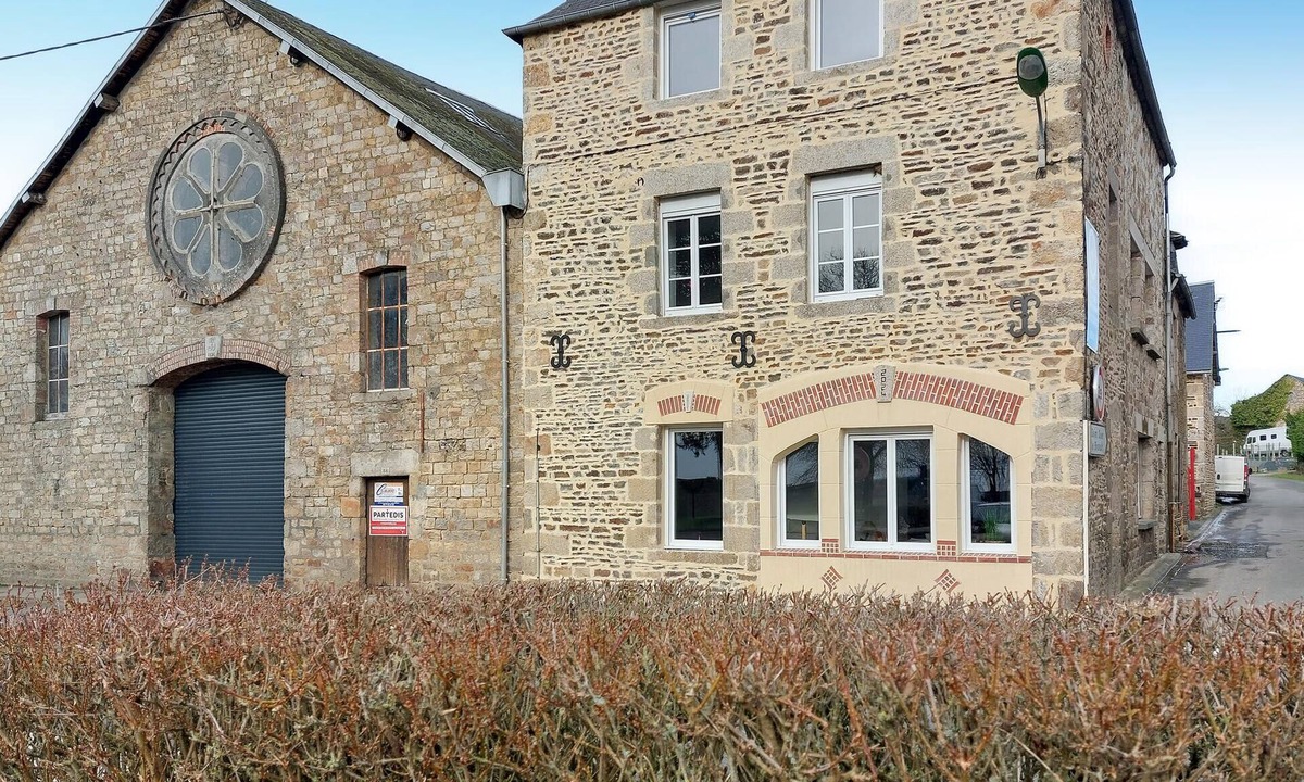 Neuilly-le-Vendin House | 4 bedroom beautiful home in Neuilly le Vendin
