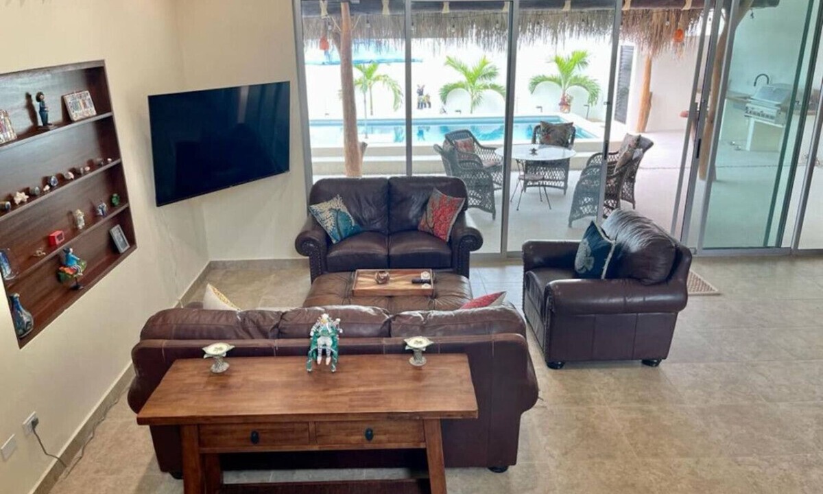 Los Barriles Apartment | 4 Bedroom Downtown Los Barriles, Casa Pina