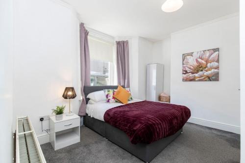Darlington House | 4 BEDS, 4 BATHS home, central Darlington