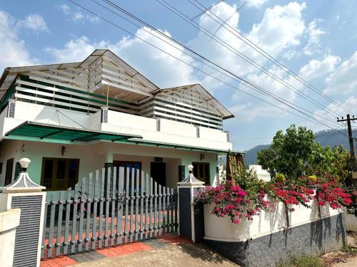 Devikolam House | 4 BHK Homestay with swimming pool