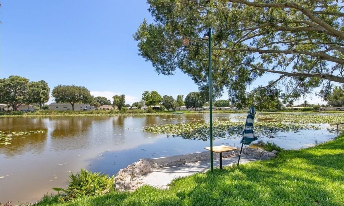 Taylor Creek House | 4 Oaks Oasis 2BR 2BA