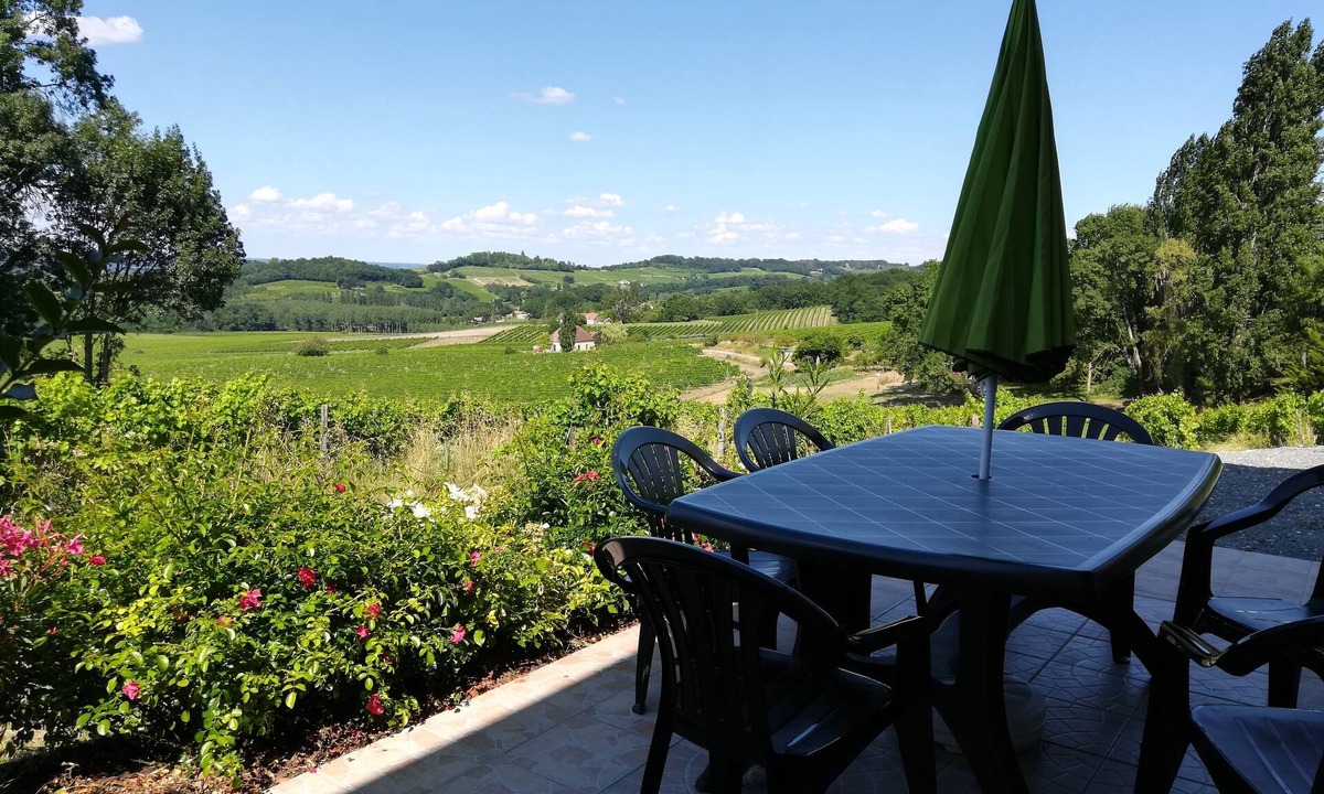 Pomport Apartment | 4-person apartment in the heart of the vineyards