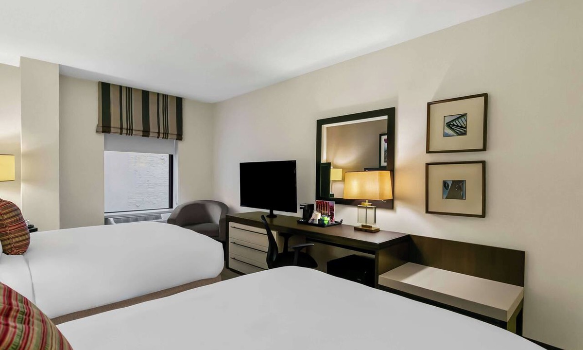 Downtown Baltimore Hotel | 4 Pet-Friendly Rooms | Near Baltimore Museum of Art and National Aquarium