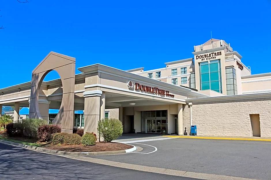 Norfolk - Virginia Beach Hotel | 4-Star Hotel ∙ DoubleTree by Hilton Norfolk Airport