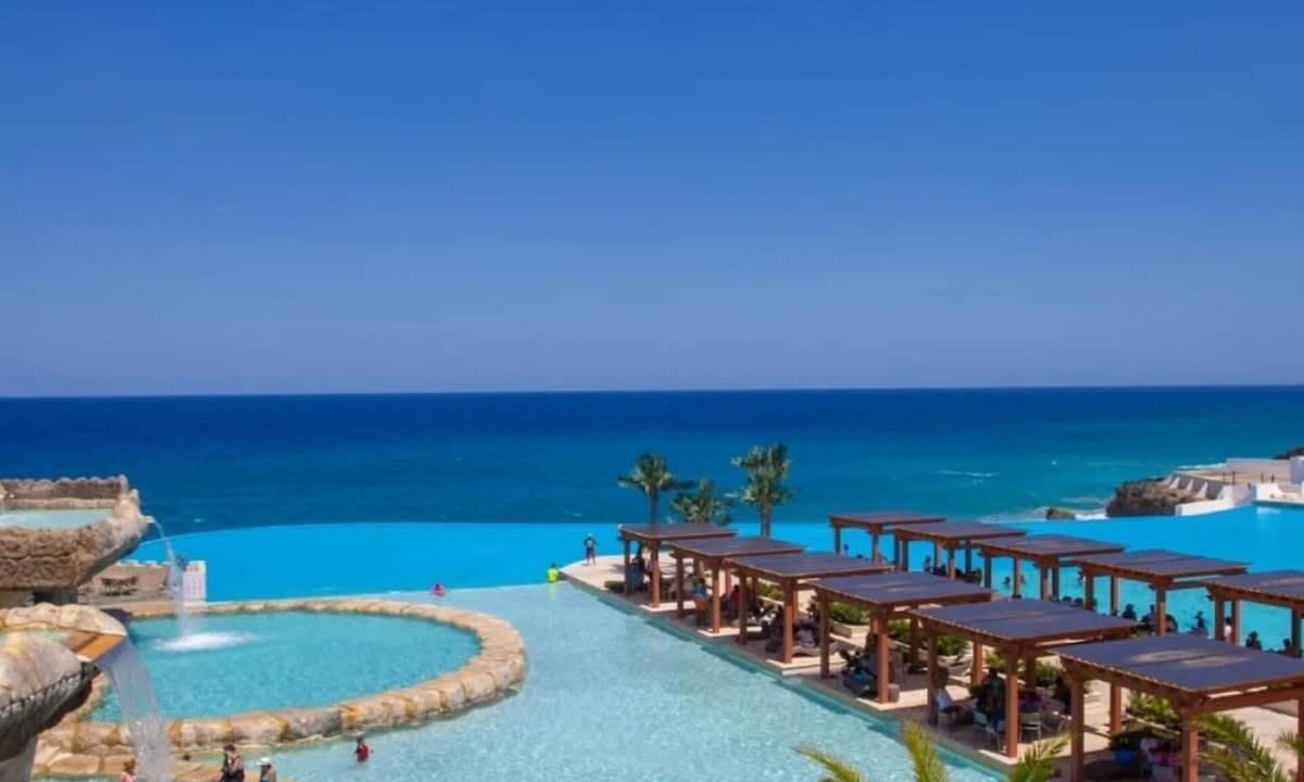 Playa Chiquita Villa | 4-Suite Tranquil Retreat in Sosua Ocean Village