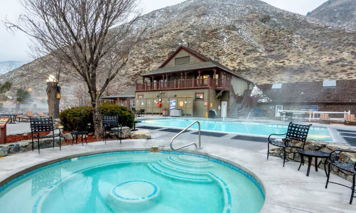Genoa Hotel | 4 Units | Relaxing Family Escape | Discover Historic Genoa and Fun Lake Tahoe