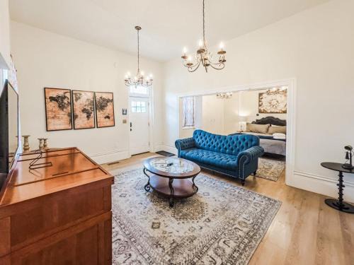 Ogden House | 406 Canyon Rd #2