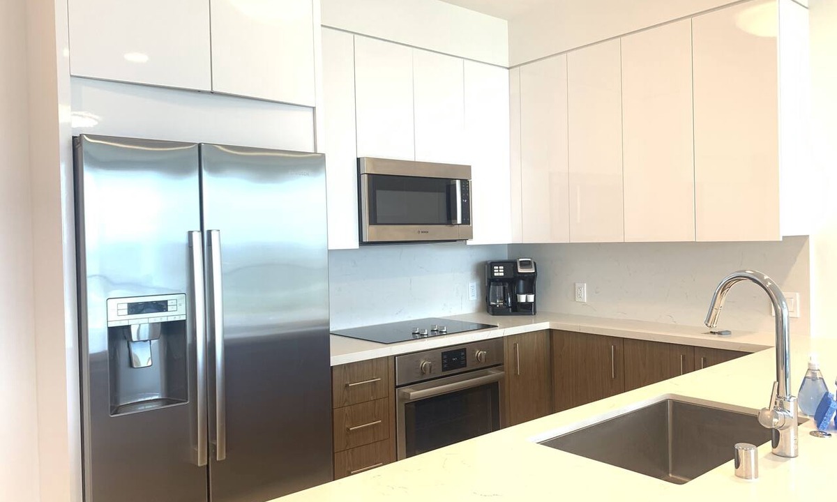 Ala Moana Condo | 40th Floor One Bedroom Condo