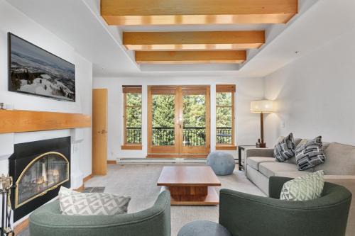 Salt Lake Mountain Resorts Apartment | 4207 - Two Bedroom Standard Creekside Condominiums condo