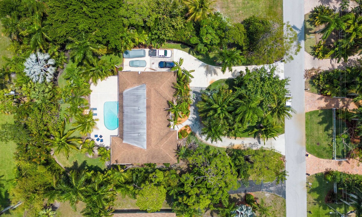 North River Shores House | 4BR/3BA Tropical & Spacious - Heated Salt Pool!