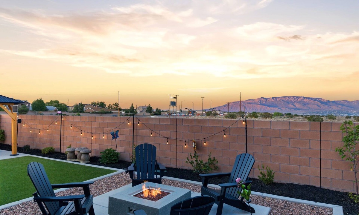 Paradise Hills Civic House | 4BR Sandia View Retreat with Fire Pit + Putting Green