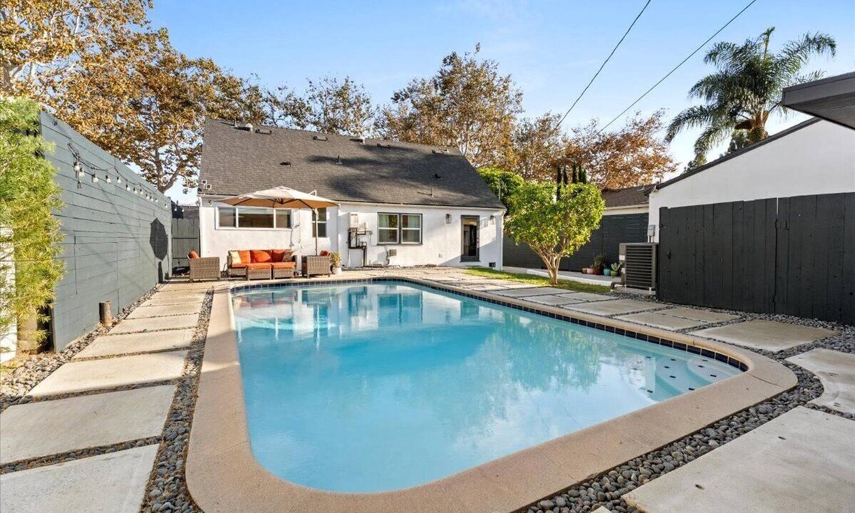 Crenshaw House | 4BR + Studio ADU | Pool & Workspace | Lemon Tree