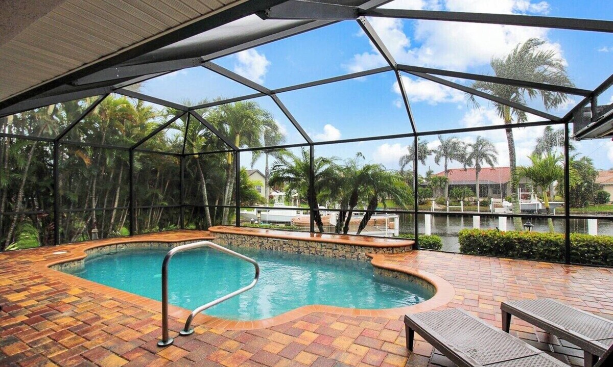 Punta Gorda House | 4BR waterfront - Saltwater home pool in Punta Gorda - Fishtail