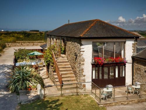Redruth House | 5 Bed in Redruth oc-hellf