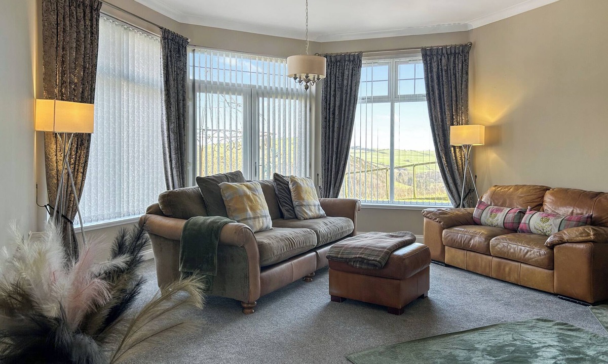 Hawick Cottage | 5 bedroom accommodation in Hawick